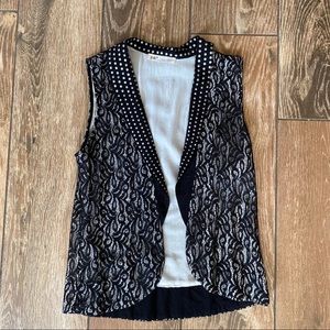 Sleek lace black vest
